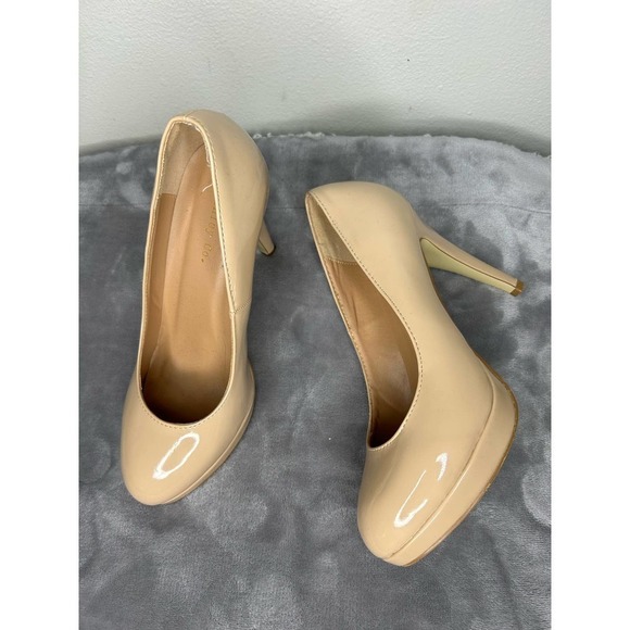 Brinley Co Patent‎ Platform Almond Toe Pumps 8 - Picture 4 of 10